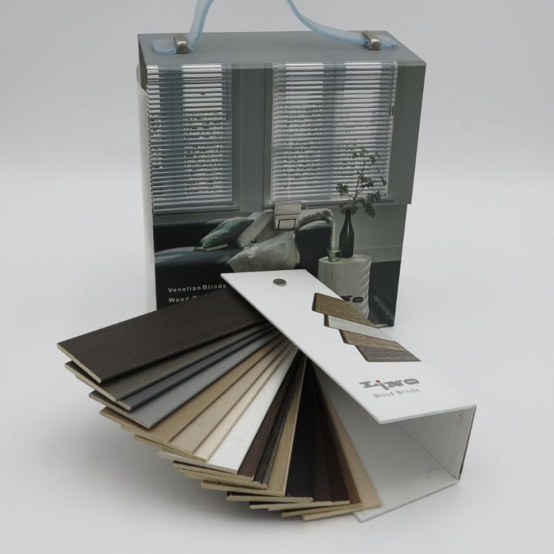 پرده کرکره چوبی